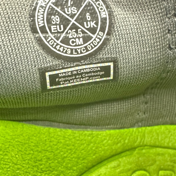 Keen Kids Blue and Neon Green Sandals Size 7 - Picture 8 of 8